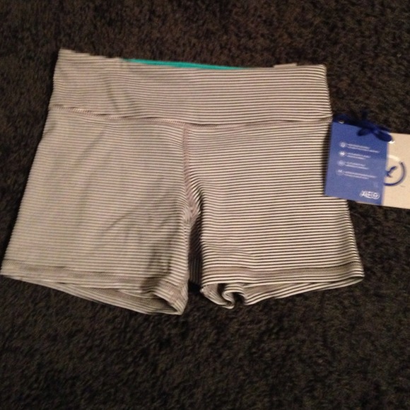 Aerie yoga shorties