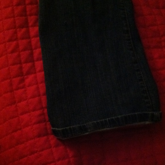 Blue jeans - Picture 3 of 3