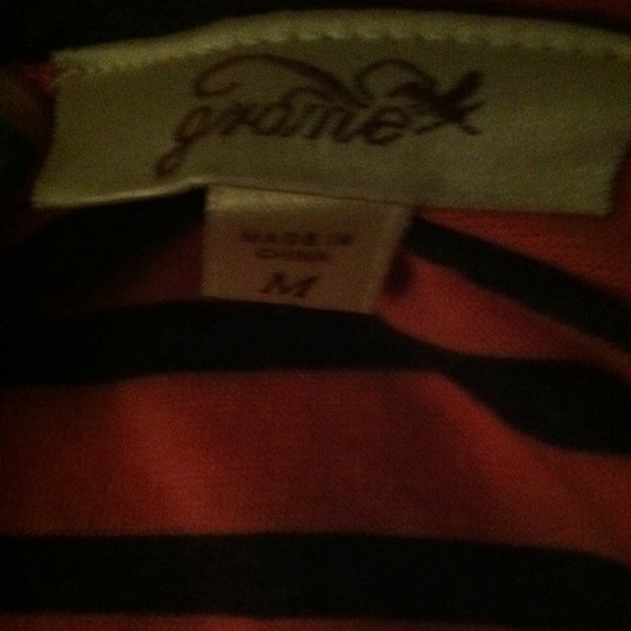 Pink crop top - Picture 2 of 2
