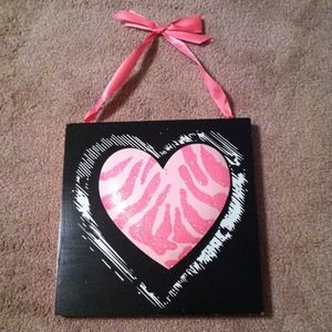 Heart wall decor