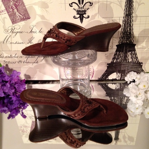 Brown Beaded Wedge Sandals - Picture 2 of 4