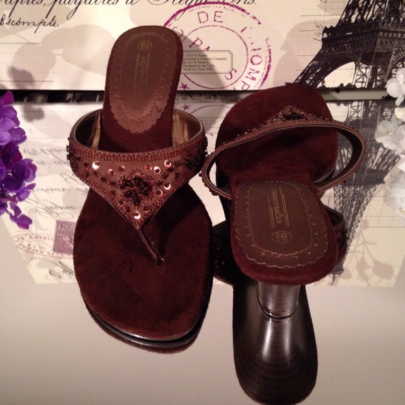 Brown Beaded Wedge Sandals - Picture 3 of 4