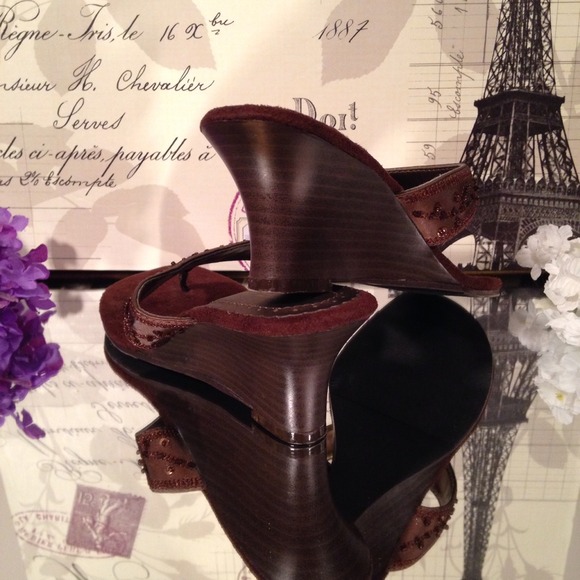 Brown Beaded Wedge Sandals - Picture 4 of 4