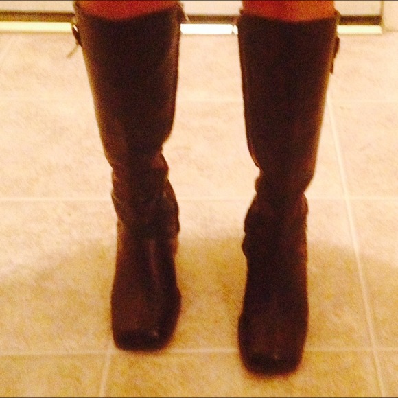Tommy Hilfiger Riding Boots - Picture 3 of 4
