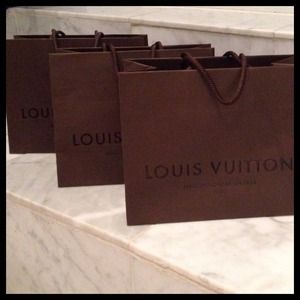 👜HOLD👜2 Louis Vuitton Shopping Bags!
