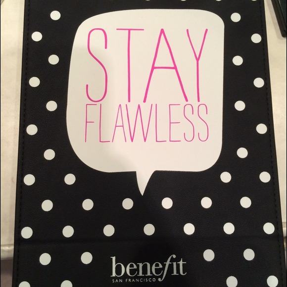 BRAND NEW BENEFIT MIRROR