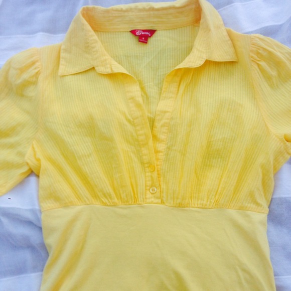 💛Guess empire waist yellow top - Picture 1 of 4