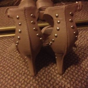 Gaga style wedges