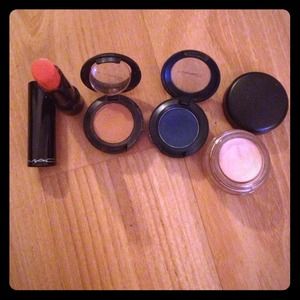 Mac bundle AUTHENTIC