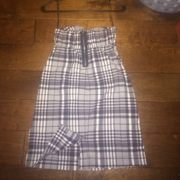 Short Strapless Dress- American Eagle Outfitters - Picture 3 of 3