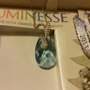 Luminesse swarovski necklace