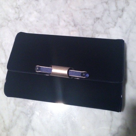 GEORGIO ARMANI PURSE