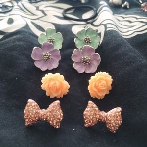 Flower & Bow Earrings