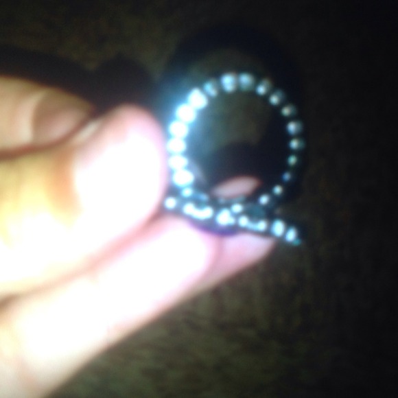 Guess ring - Picture 3 of 4
