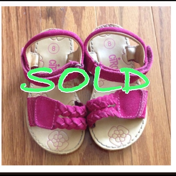 💢SOLD💢Circo pink Sandals