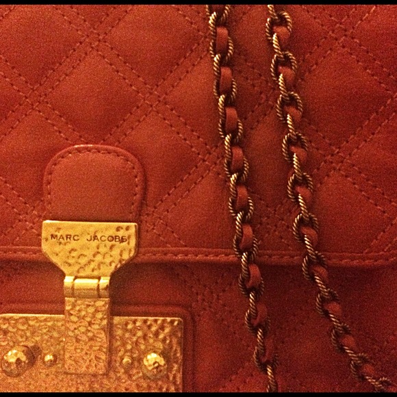 Marc Jacobs Quilted Shoulder Designer Purse - Picture 3 of 3