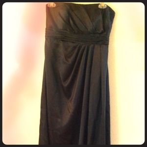Floor length strapless gown, black