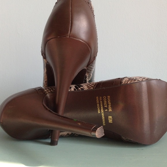 Rampage brown and python pump - Picture 4 of 4