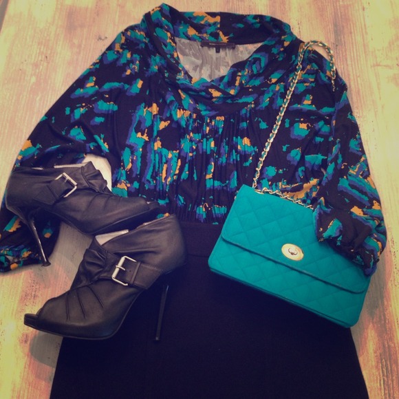 BCBG Dress with pops of color size 2