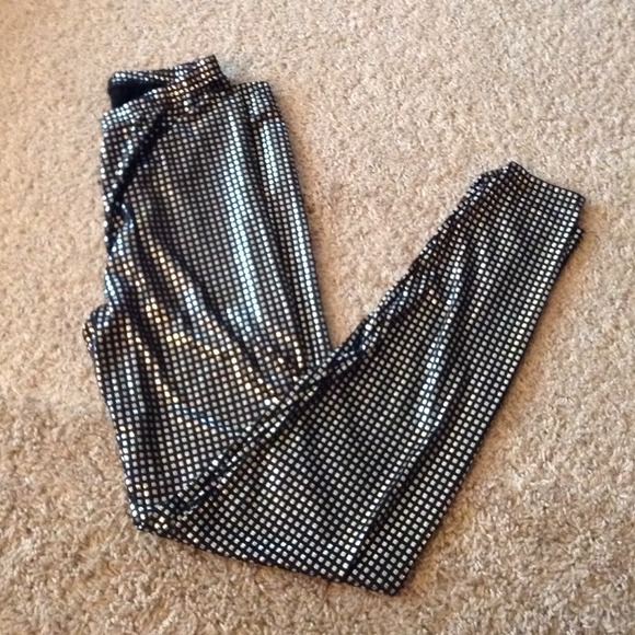 Shiny leggings