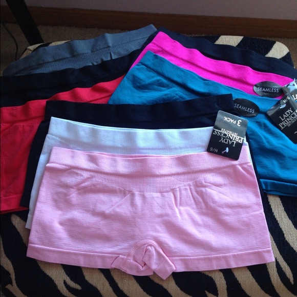 Seamless boy shorts