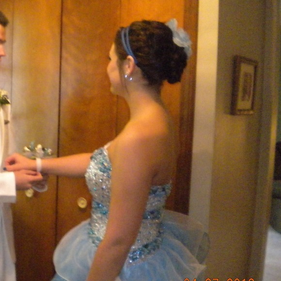 High-low authentic salsa dress! - Picture 3 of 3