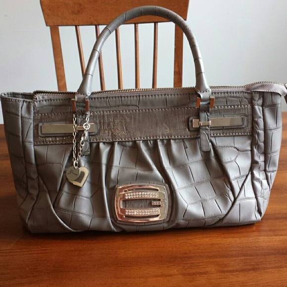 Guess Purse!