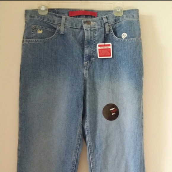 BRAND NEW! Gloria Vanderbilt Jeans Size 10