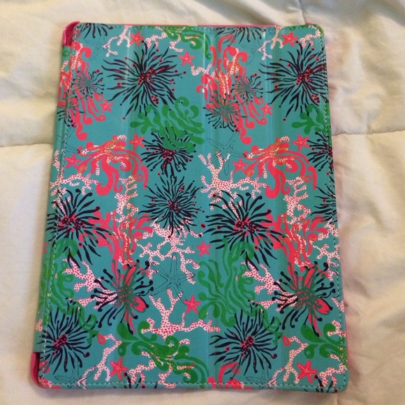 Lilly Pulitzer Accessories Lilly Pulitzer Ipad Case In Dirty Shirley Poshmark