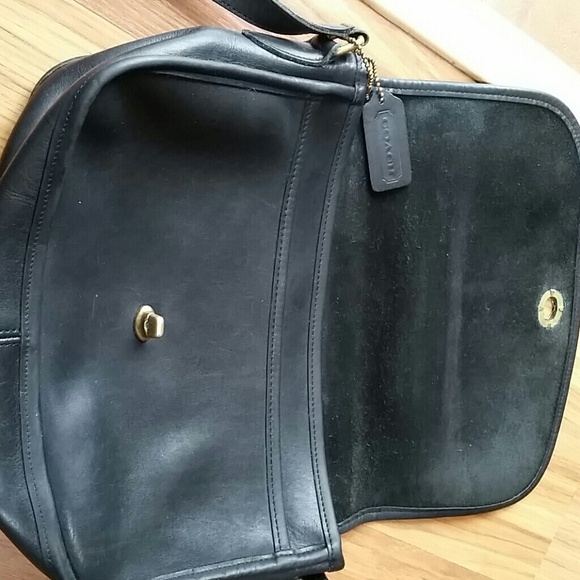 Coach Black Med Handbag #9790-Pre-owned - Picture 3 of 4