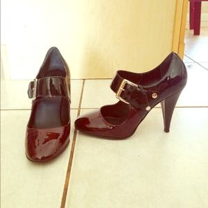 Michael Kors two toned heels