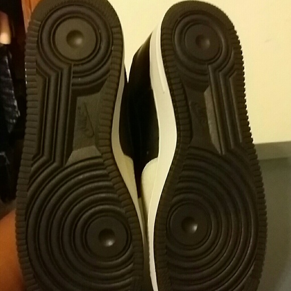 SOLD - Picture 2 of 3