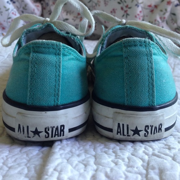 🚫Sold on Vinted🚫 Green / Blue Converse - Picture 2 of 4