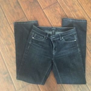 White House/Black Market