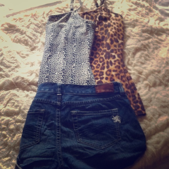 EXPRESS TANK TOPS