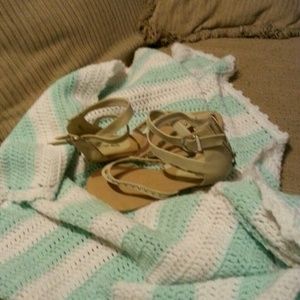 Ankle strapped sandels