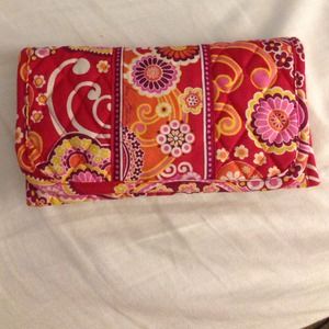 Vera Bradley crossbody wallet clutch