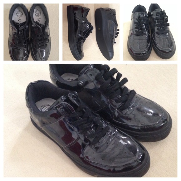 JEFFREY CAMPBELL SNEAKERS(black, 8.5, NEVER WORN) - Picture 1 of 1