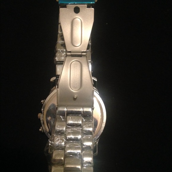 Silver watch - Picture 3 of 4