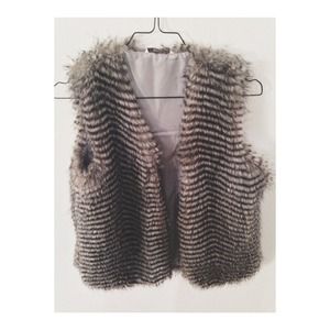 FAUX FUR VEST (never worn)