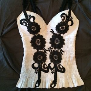 White and black cute fitting tank