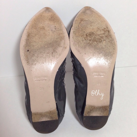 MIU MIU PATENT STUDDED FLATS (39) - Picture 4 of 4