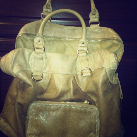 Charles David tan leather purse. with dust bag