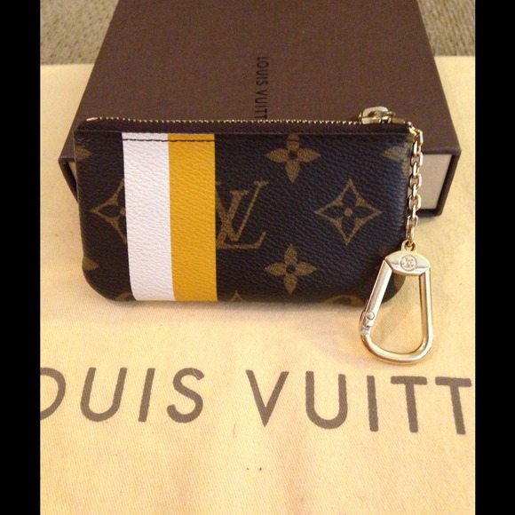 💛Louis Vuitton Cles💛✋SOLD - Picture 3 of 4