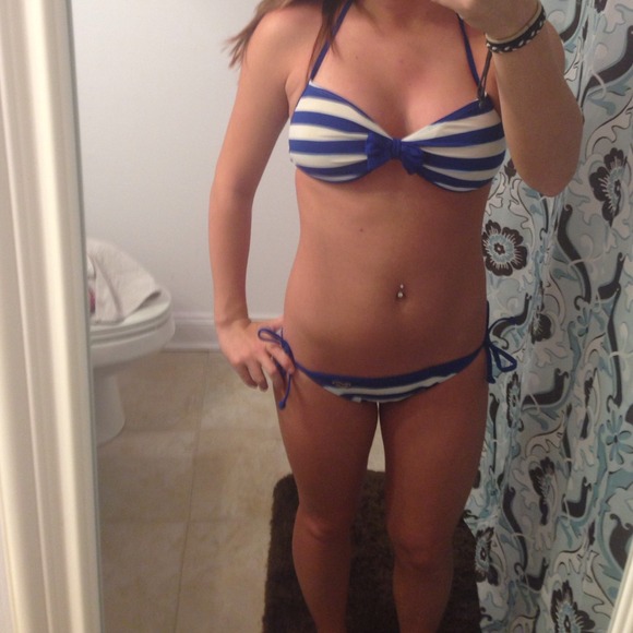 Hollister bikini set