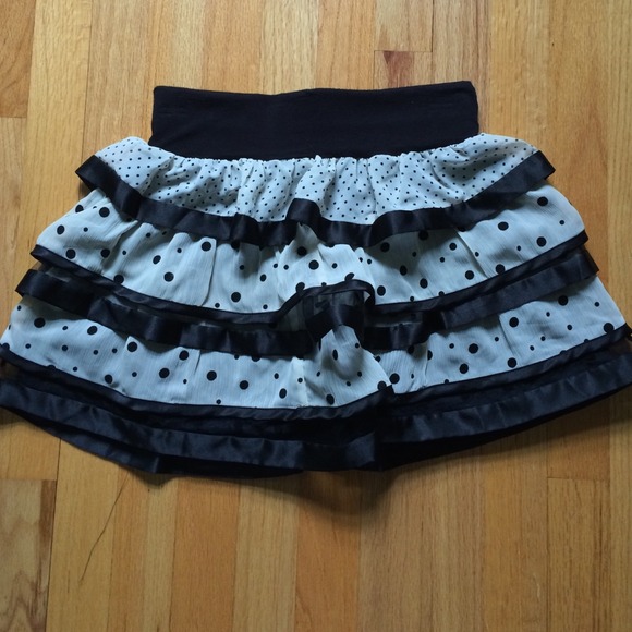 Ruffle skirt!