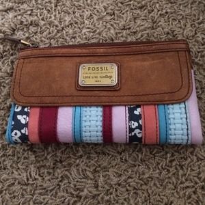 Fossil wallet