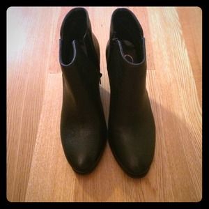 Jessica Simpson booties