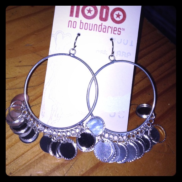 "Silver" earrings - Picture 1 of 3