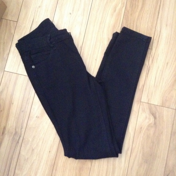 Black Jeans - Skinny ankle ! NEW